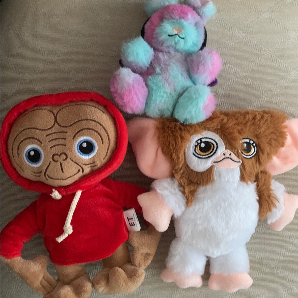 Medium Dog Plush Toys 3pc E.T Gremlins 2.  bunny